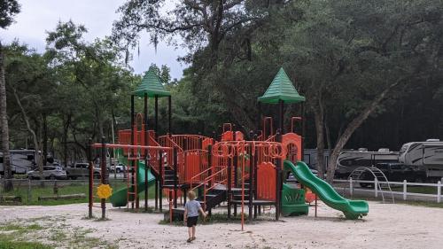 Image for Spacious Skies Campgrounds - Savannah Oaks with ID of: 5952613