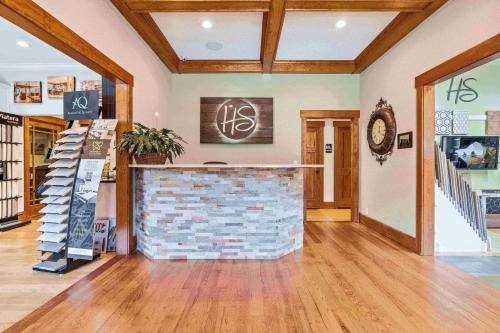 Image for HomeSource Builders with ID of: 5978680