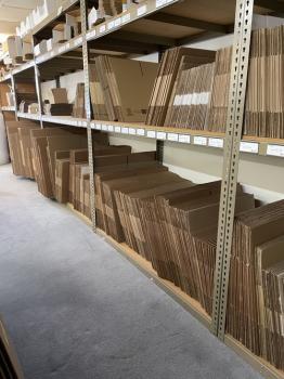 Image for Box World Shipping Center with ID of: 5986372