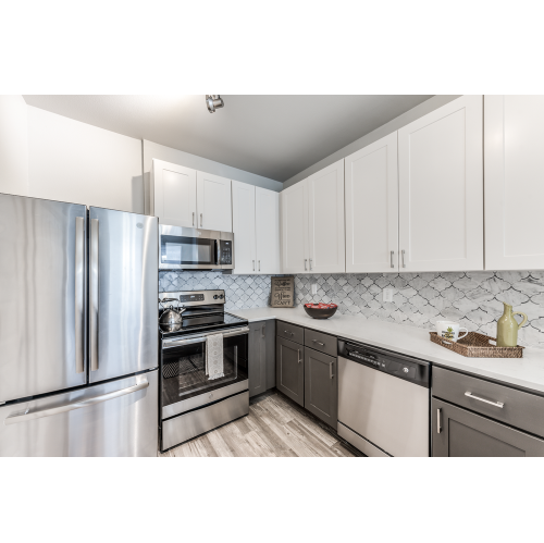 Image for Lakeside Apartments with ID of: 5987919
