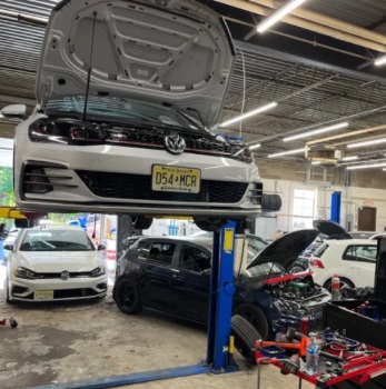 Image for A2B Euro Car Repair with ID of: 6016406