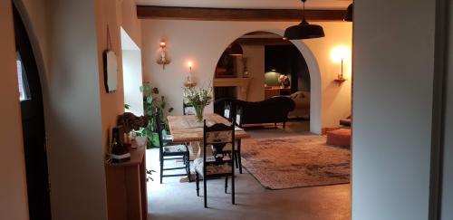 Image for OA Interior Decor with ID of: 6071508