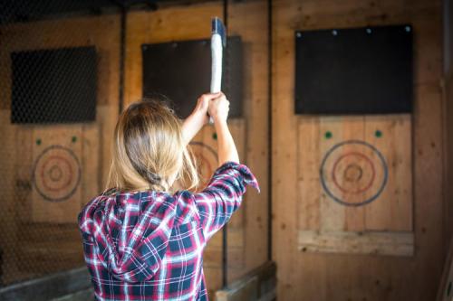 Image for Forged Axe Throwing with ID of: 6077542