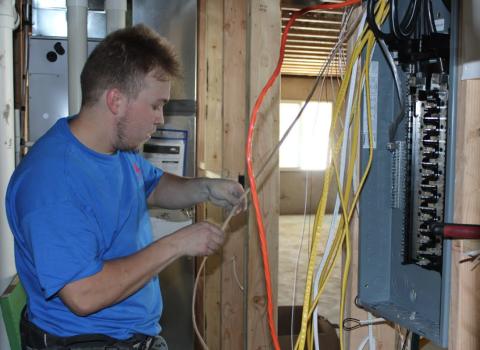 Image for Red Castle Electric with ID of: 6087444