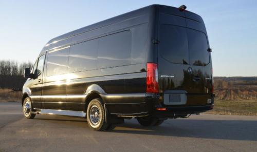 Image for Black Car IQ with ID of: 6112139