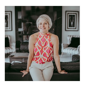 Image for Deanna Zunti - Realtor with ID of: 6699508