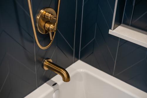 Image for Okanagan Custom Tile Installations with ID of: 6146025