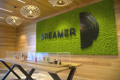 Image for Dreamer with ID of: 6148488