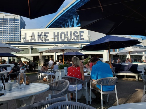 Image for The Lakehouse with ID of: 6157273