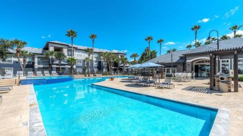 Image for Palomar Apartments with ID of: 6160931
