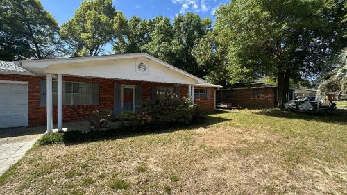 Image for Greg Buys Houses with ID of: 6185233