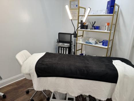 Image for Malak Skincare with ID of: 6189125