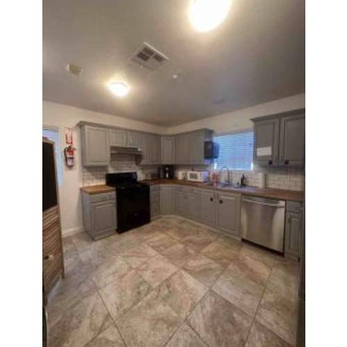 Image for Balboa Senior Living with ID of: 6220488