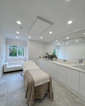 Image for Dr Nyla Medispa London with ID of: 6222578