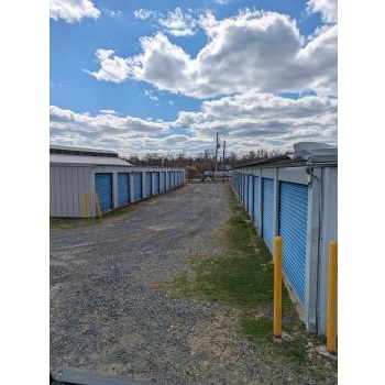 Image for Dove Storage - Pottstown with ID of: 6241046