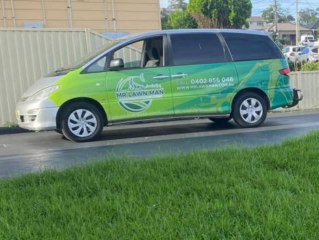 Image for Mr Lawn Man with ID of: 6243725