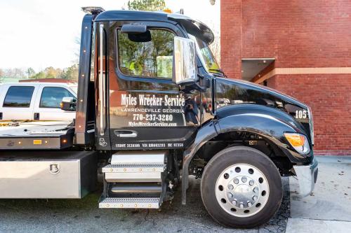Image for Myles Wrecker Service with ID of: 6245078