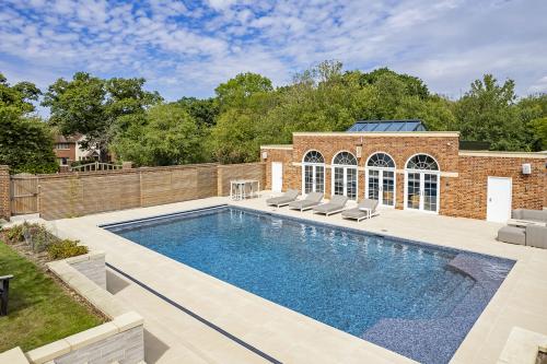 Image for Aquaria Pools with ID of: 6250650