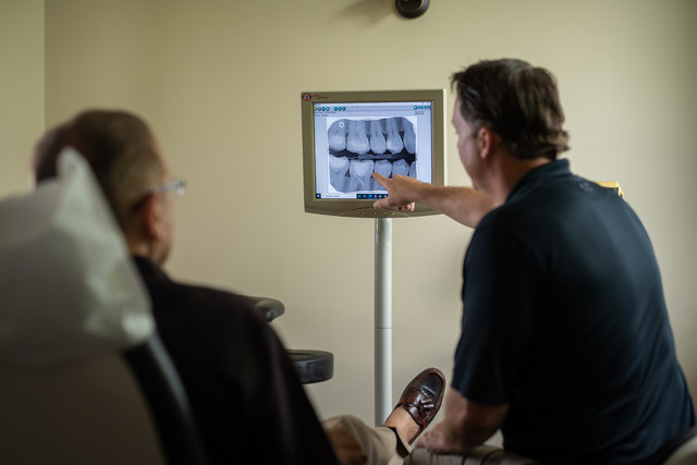 Image for Expressions Dental Group with ID of: 6267213