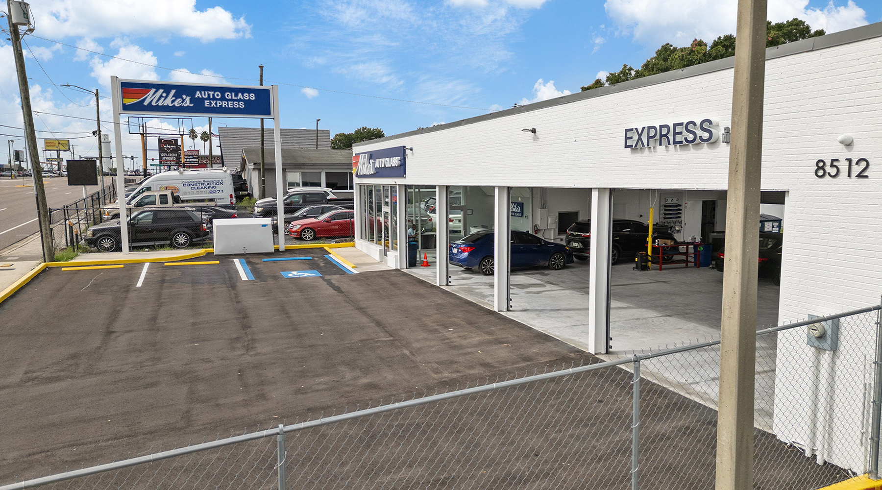 Image for Mike's Auto Glass Express with ID of: 6268094