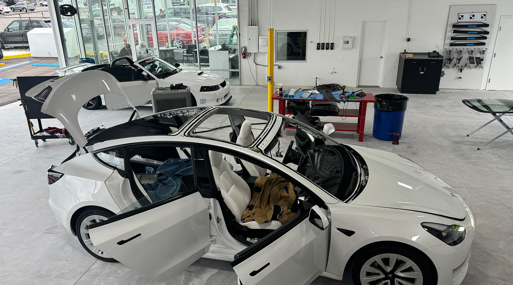 Image for Mike's Auto Glass Express with ID of: 6268099