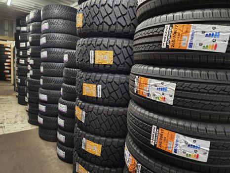 Image for On The Hoist Tires & Service with ID of: 6271860