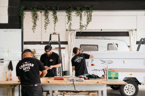 Image for The Caravan Guys with ID of: 6276470
