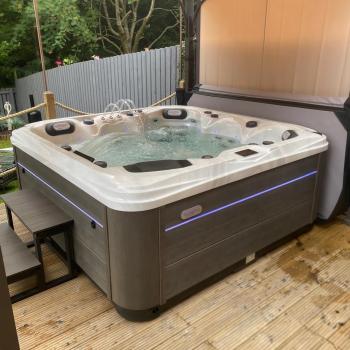 Image for Black Diamond Spas with ID of: 6285140