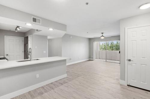Image for Lennox Apartments with ID of: 6295962
