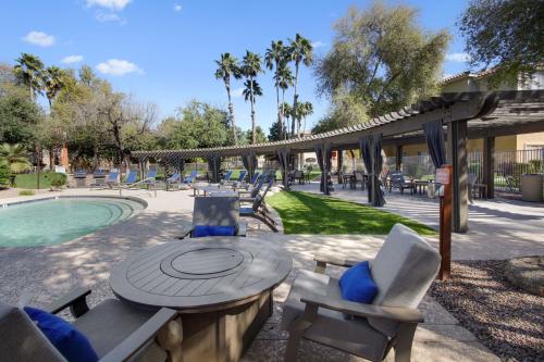 Image for Lennox Apartments with ID of: 6295963