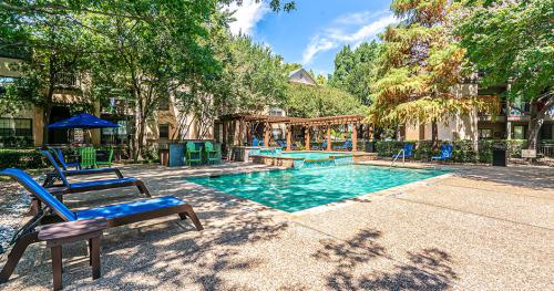 Image for Vail Cliffside Apartments with ID of: 6296326