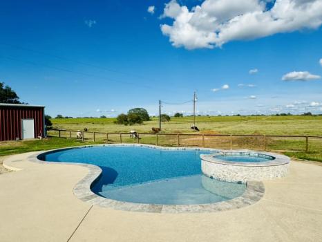 Image for Poseidon Pools & Spas with ID of: 6307614