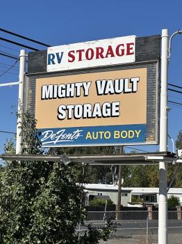 Image for Mighty Vault Storage with ID of: 6307831
