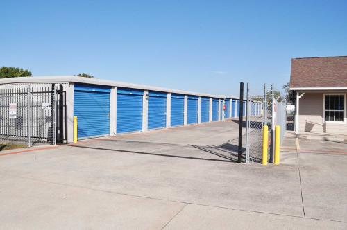 Image for Hometown Self Storage with ID of: 6325296