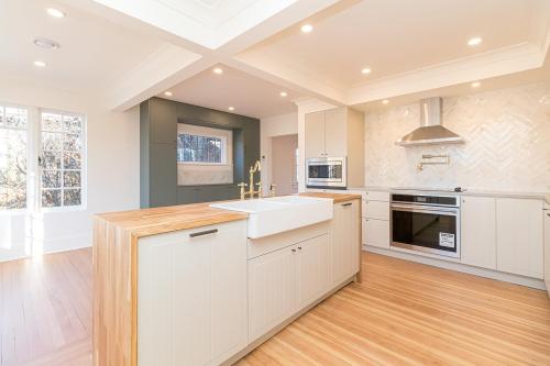 Image for Vineuve Construction Inc. - Victoria, BC with ID of: 6360741