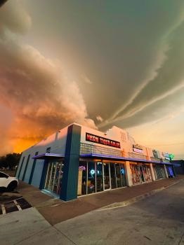 Image for Neon Tiger Salon with ID of: 6363000
