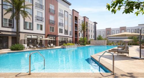 Image for Somerset Upscale Apartments with ID of: 6366724