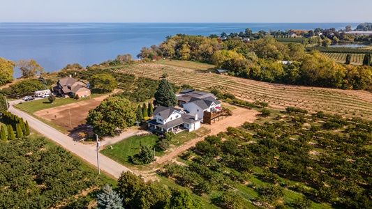 Image for Niagara Farm Stays with ID of: 6370272