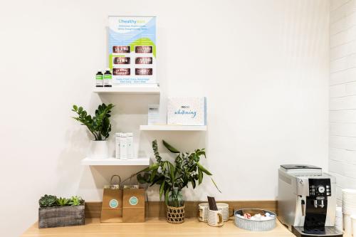 Image for Avery Dental Wellness with ID of: 6387255