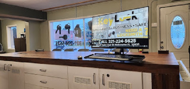 Image for Key-En-Lock with ID of: 6396173
