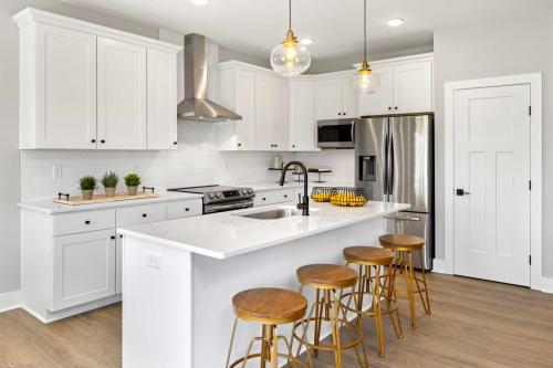 Image for Cristo Homes with ID of: 6396174
