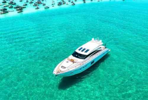 Image for Holloway Yacht Charters with ID of: 6402207
