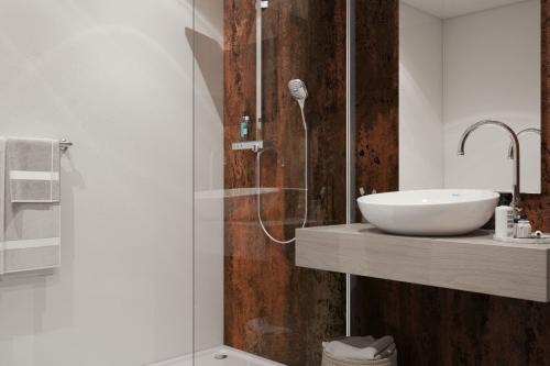 Image for Wet Wall Works WA with ID of: 6404002