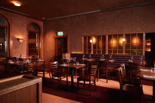 Image for The Beehive Hotel with ID of: 6408241