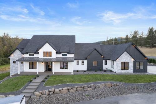 Image for WhitePeak Custom Finishes with ID of: 6413724
