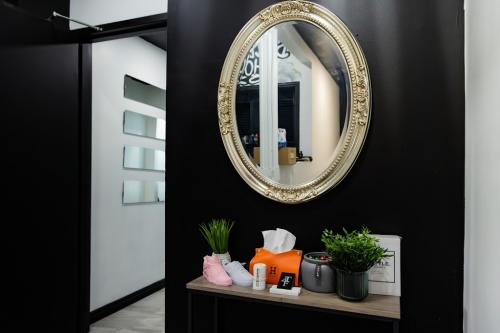 Image for Studio 404 with ID of: 6417109