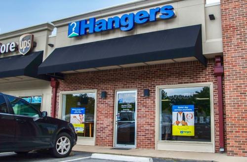 Image for Hangers Cleaners with ID of: 6425636