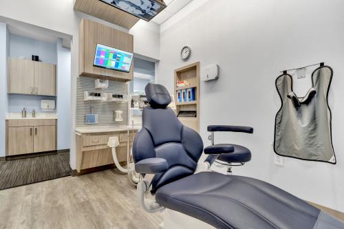 Image for Addison Dental Group with ID of: 6429908