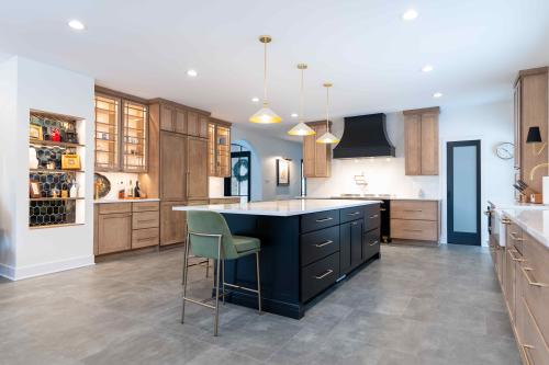 Image for Dulles Kitchen & Bath - Sterling with ID of: 6440787