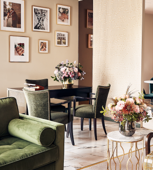Image for 77 Diamonds London with ID of: 6459396